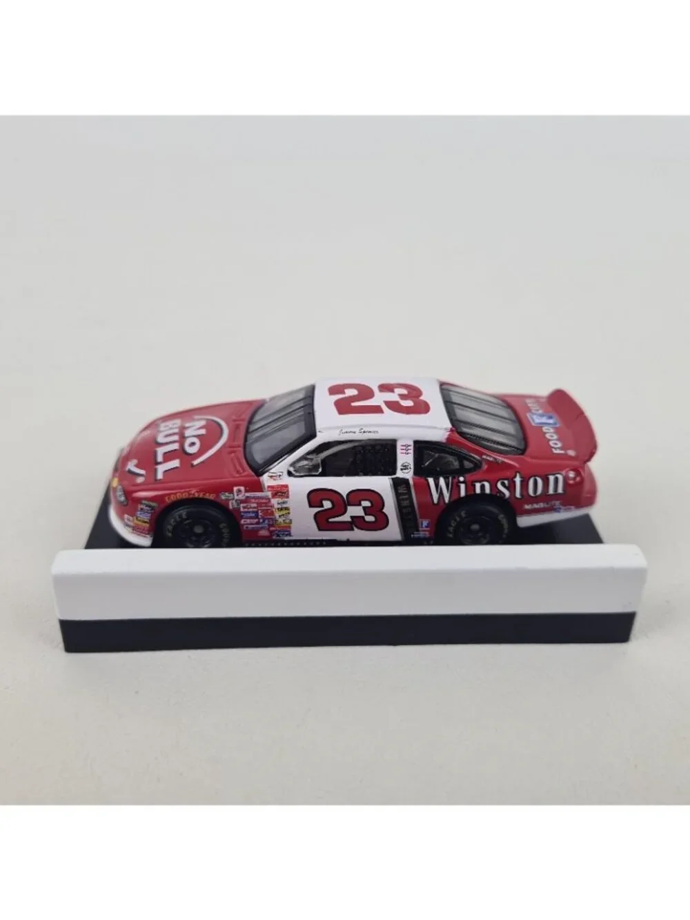 Action 1:64 Team Winston No Bull 1999 #23 Jimmy Spencer Nascar Diecast 90108